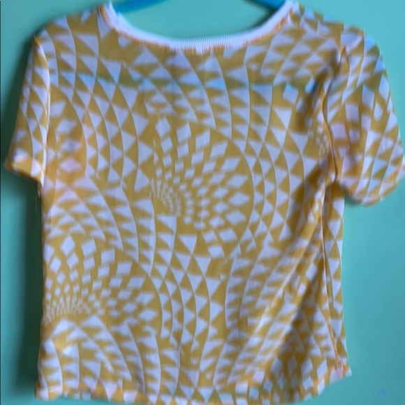 Sheer spring/ summer top. - Picture 2 of 5